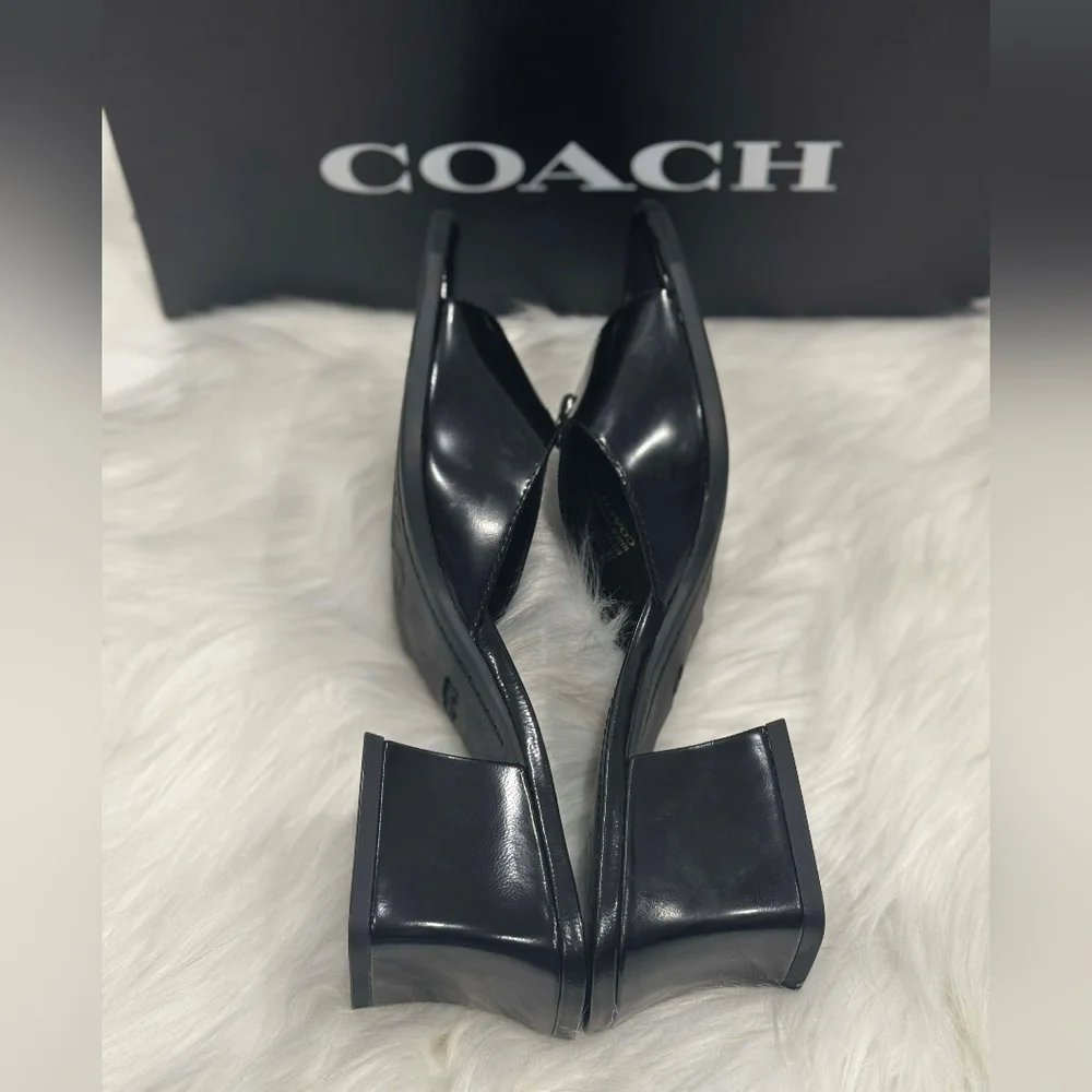 Coach Sculpted C Block He Sandal, Size 7B - Picture 5 of 7